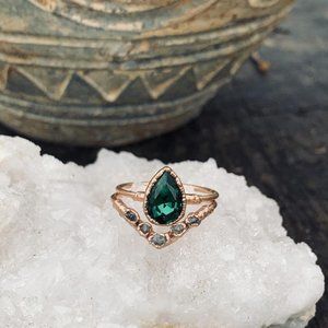 Emerald green crystal and raw diamond ring
